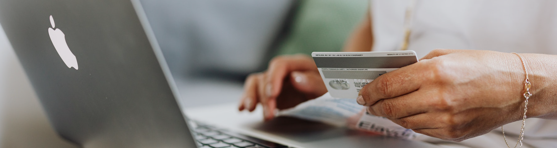 E-Ticaret Nedir ve Neden Önemlidir? | Jaguar Yazılım
